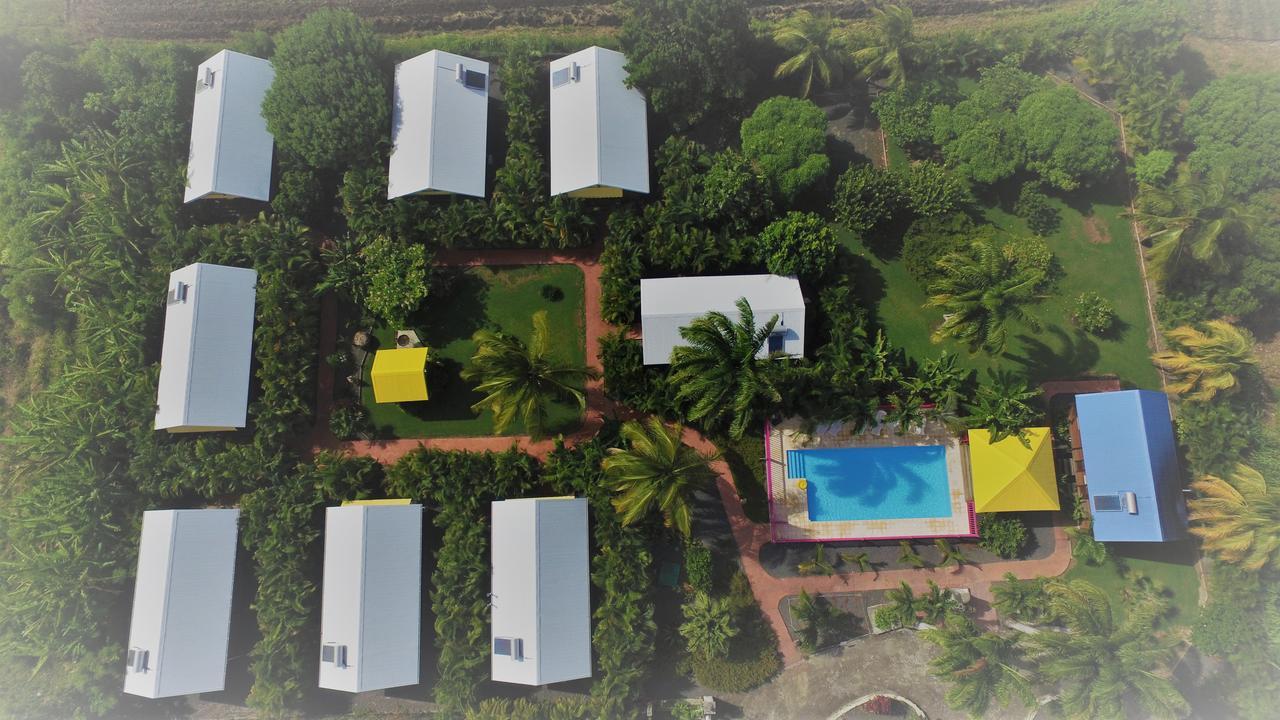Domaine Saint Francois Hotel Exterior photo