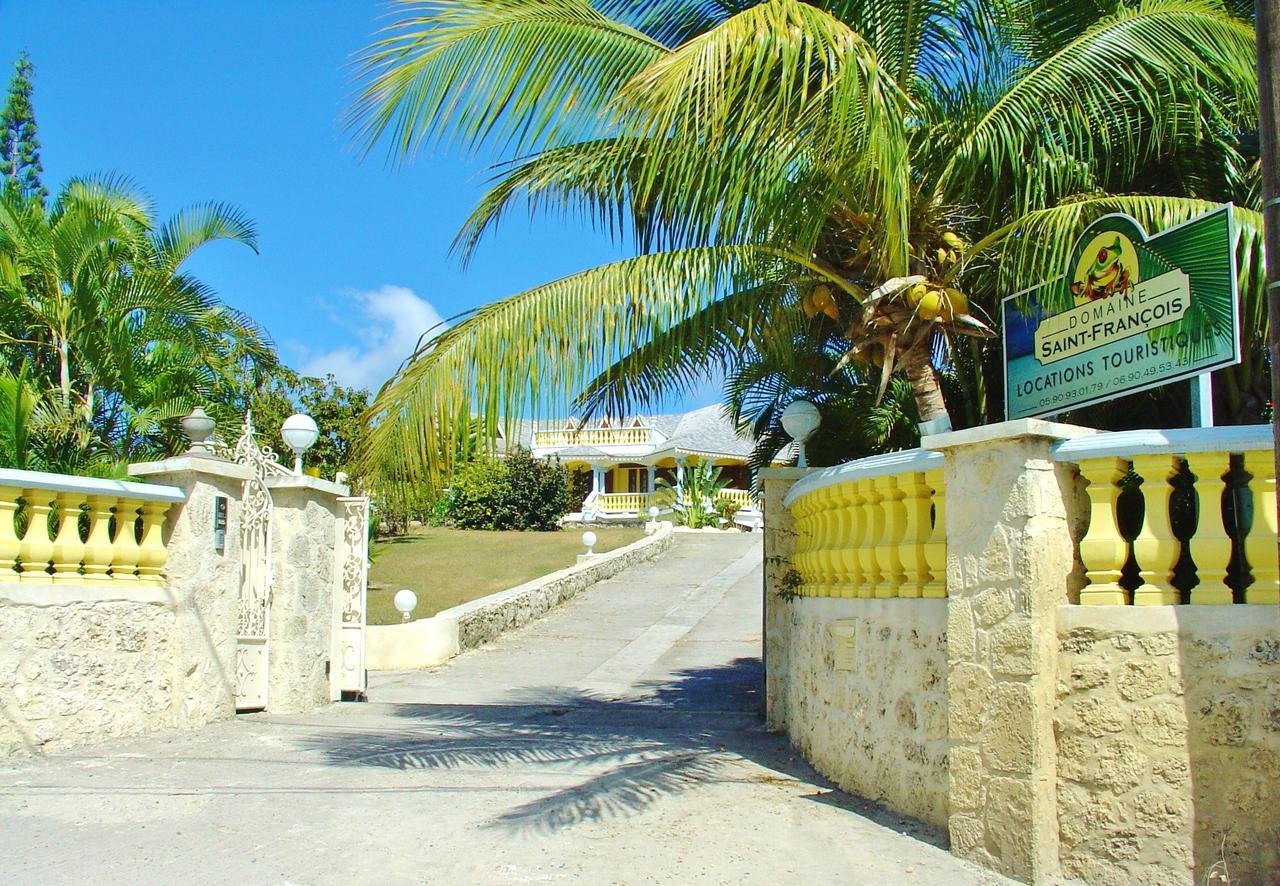 Domaine Saint Francois Hotel Exterior photo